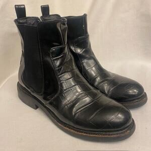 Jeffrey Campbell Womens 9 Black Chelsea Ankle Boots Croc Skin Patent